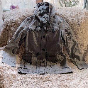 Levi’s Women Hooded Military Jacket